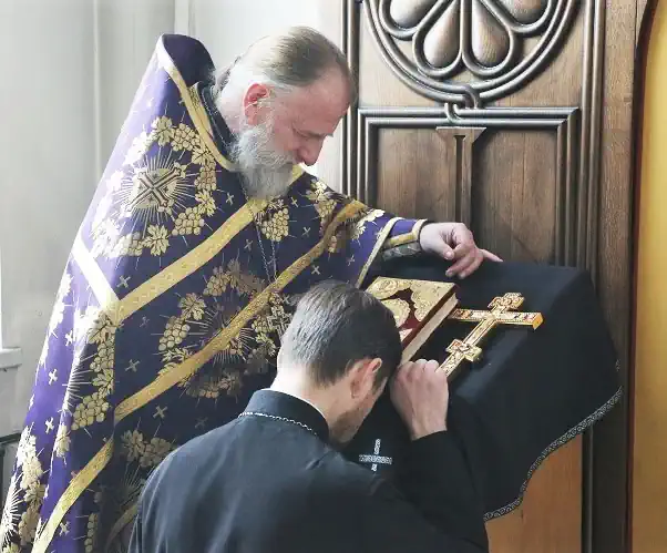 Orthodox church confession